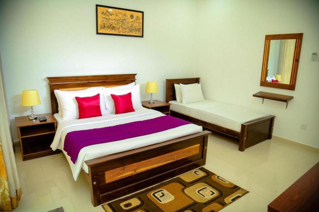 Nelinsa Residence Kandy Eksteriør bilde