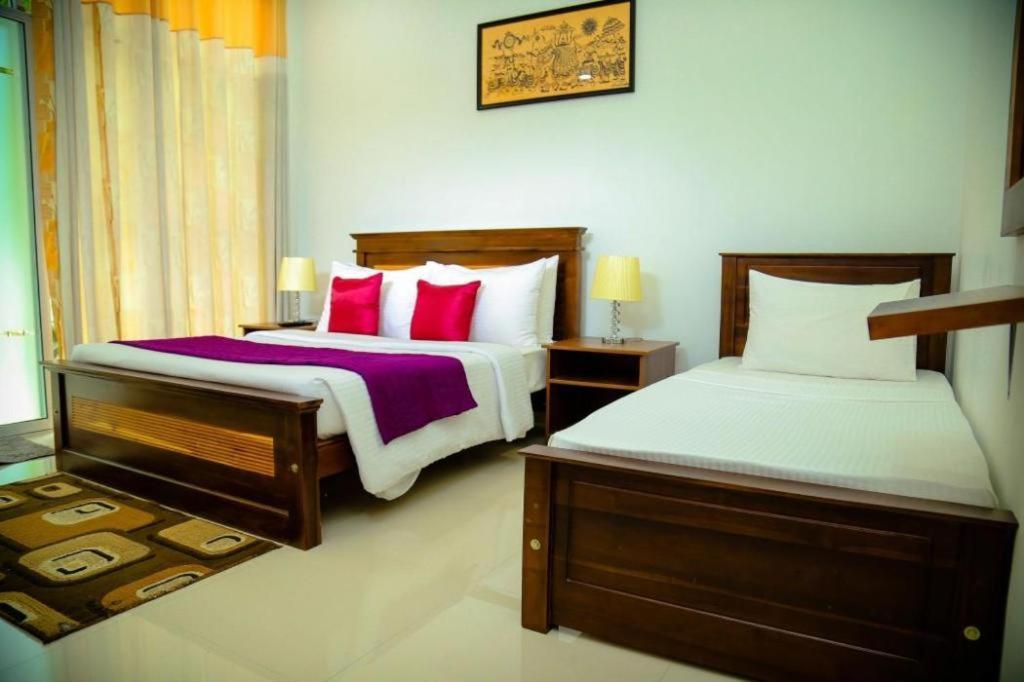 Nelinsa Residence Kandy Eksteriør bilde